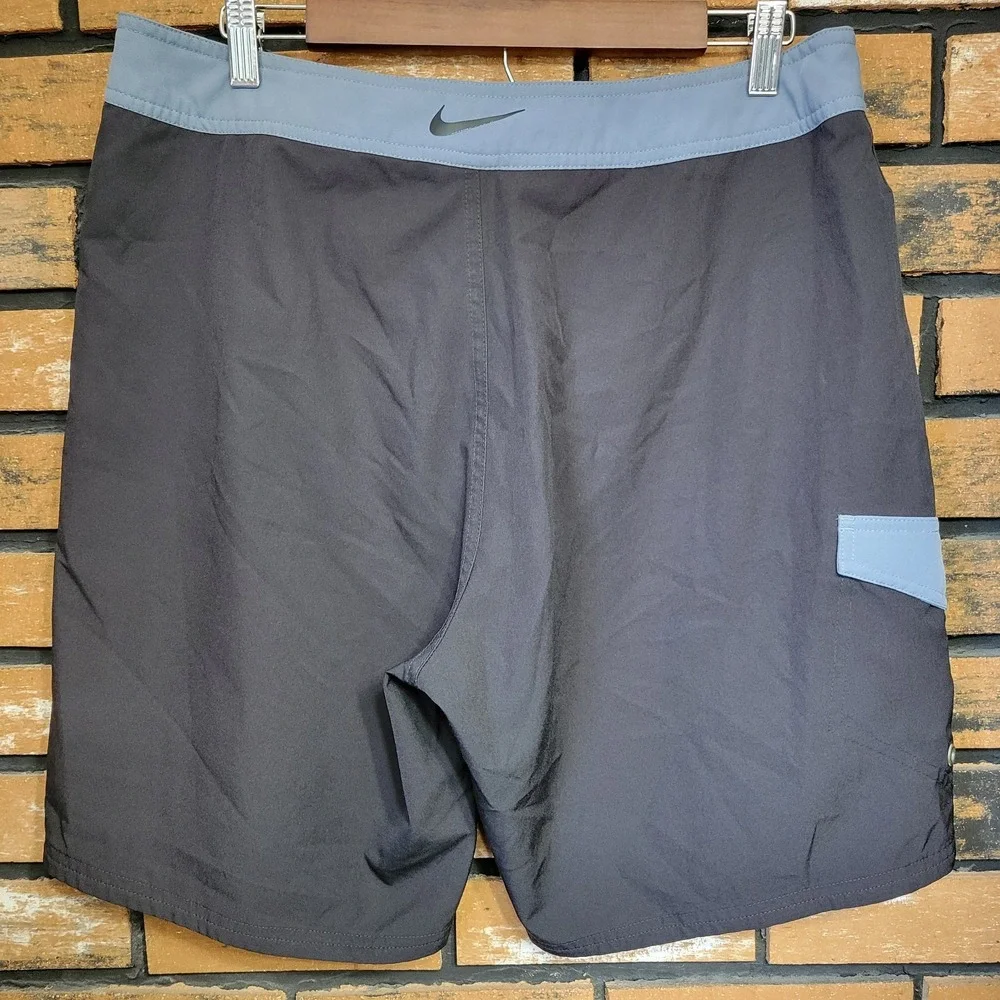 Nike Board Shorts Black Drawstring Polyester Swim Trunks Beach Jammer Men 34 EUC